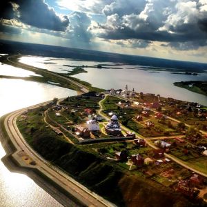 ЭКСКУРСИЯ НА ОСТРОВ-ГРАД СВИЯЖСК И ХРАМ ВСЕХ РЕЛИГИЙ